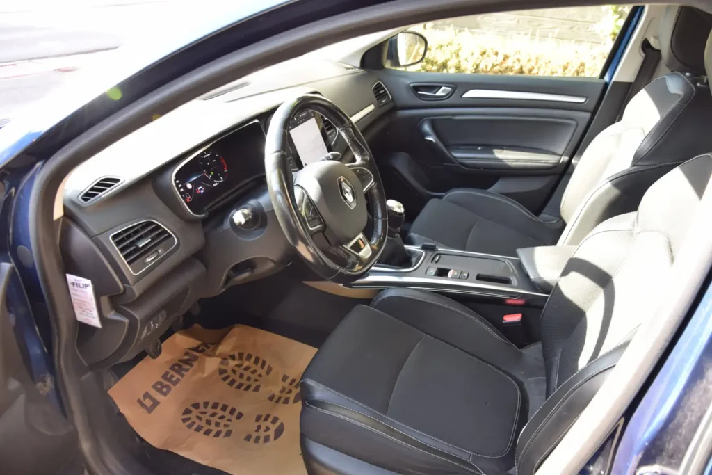 Renault Megane – foto 8 van 24