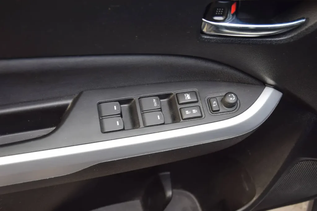 Suzuki Vitara – foto 28 van 31